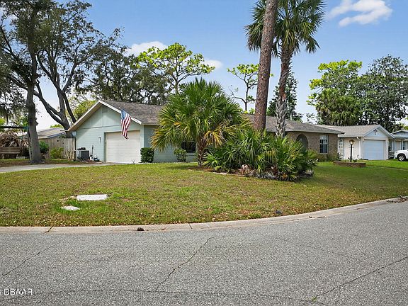 5th image of 68 Brookwood Dr