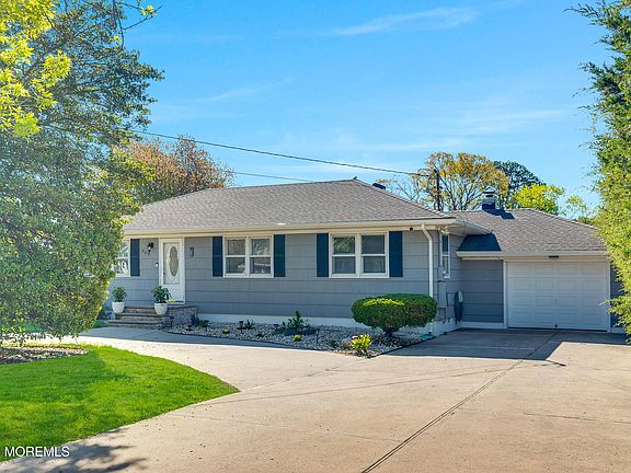 5th image of 609 Adamston Road