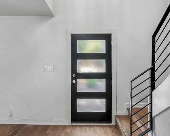 6211 Manor Rd #107 — Photo 44