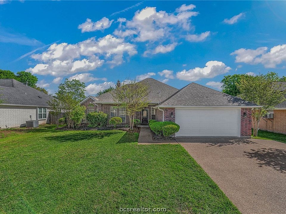 1st image of 326 Landsburg Ln