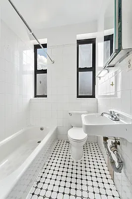 Rented by Aryeh Realty | media 20