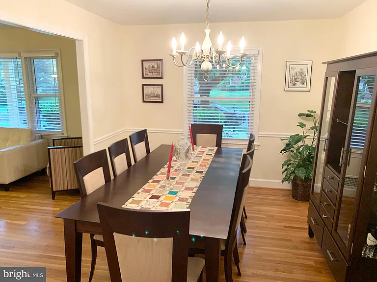 8507 Victory Ln — Photo 5