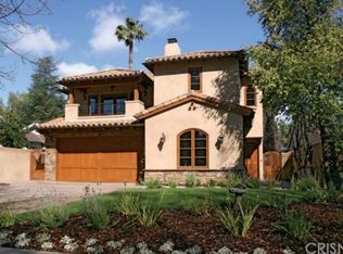 22045 De La Guerra St, Woodland Hills, CA 91364