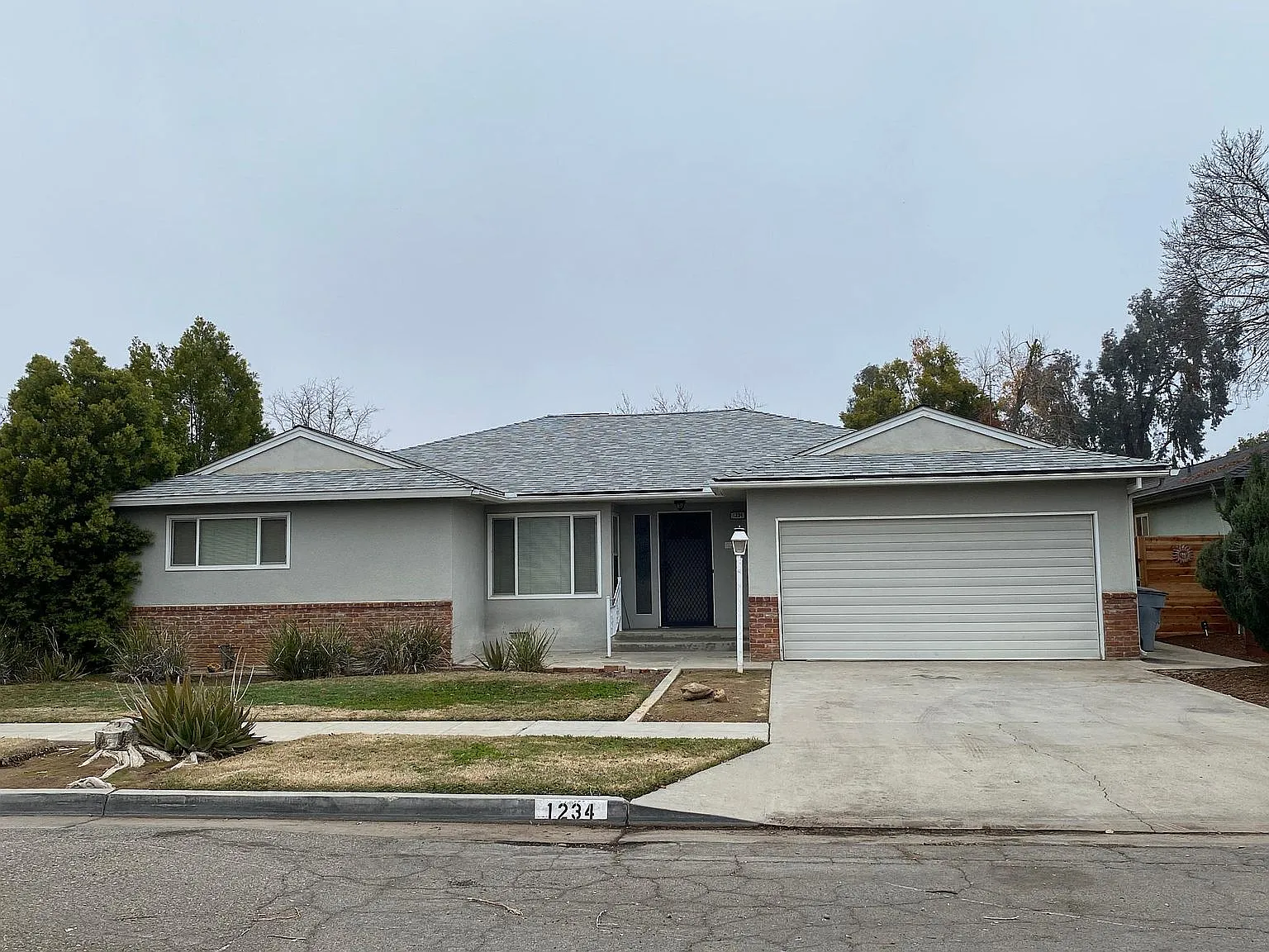 1234 E Mesa Ave photo 1