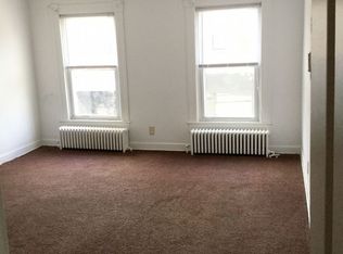 94 W Main St APT 2, Westminster, MD 21157
