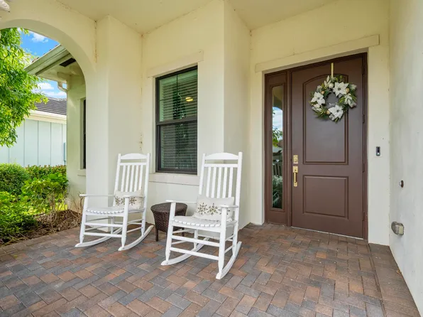 1025 Sterling Pine Place, Loxahatchee, FL 33470