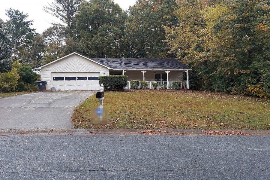 1st image of 2700 Daylilly Ln