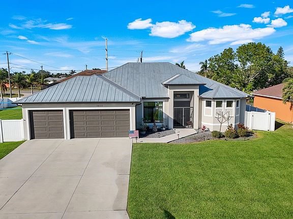 2nd image of 3832 SW 20th Pl