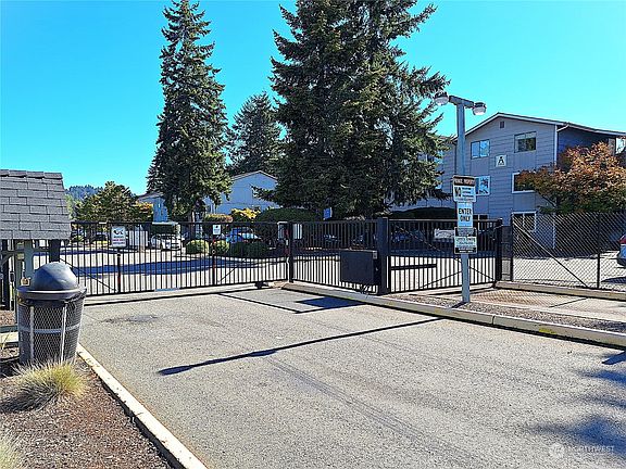 3rd image of 3428 I Street NE #S102