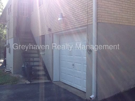 2nd image of 1217 John Ross Rd