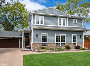 3020 Knollwood Ln, Glenview, IL 60025
