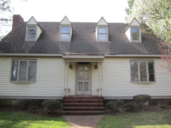 403 Taylor Pl, Goldsboro, NC 27530