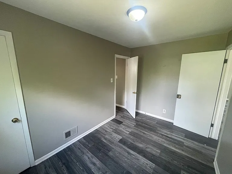 4939-4941 N 51st Blvd. (Duplex)(Ace Property) — Photo 7