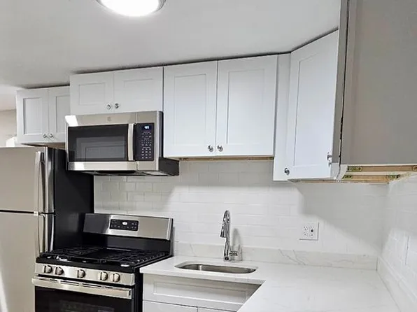 77 Bernier Street, 77 Bernier St APT 3, Lowell, MA 01852