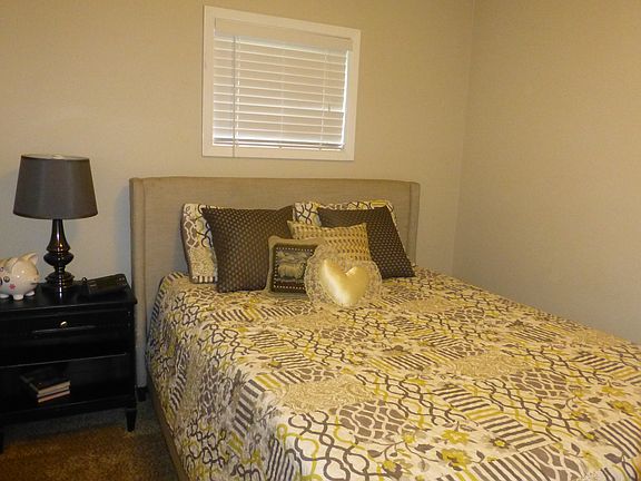 second bedroom