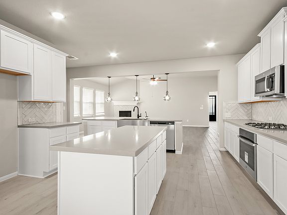 Kitchen with center island