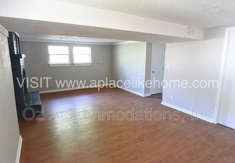 1105 W Elm Ter — Photo 20