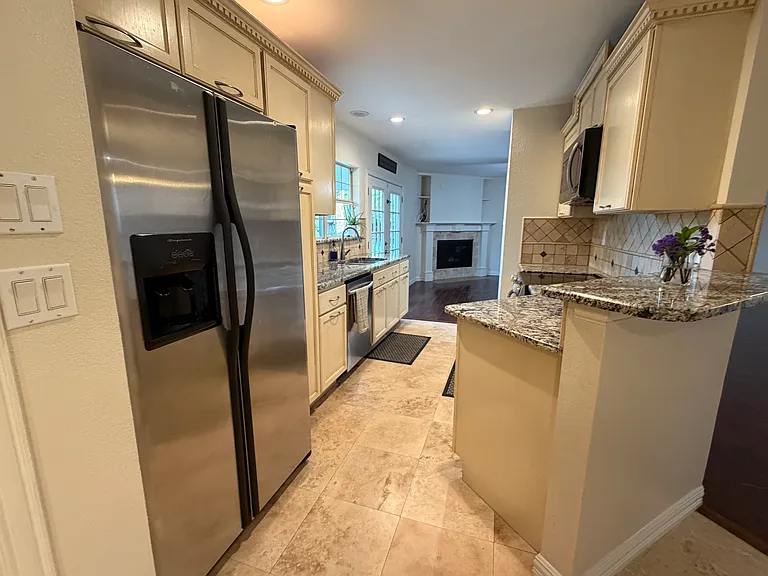 1410 Paris Dr — Photo 10