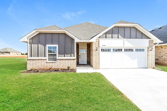 3 bed, 2.0 bath, 1516 sqft, $1,740 — Photo 1