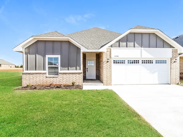 1161A Lakeview Dr, Edmond, OK 73034