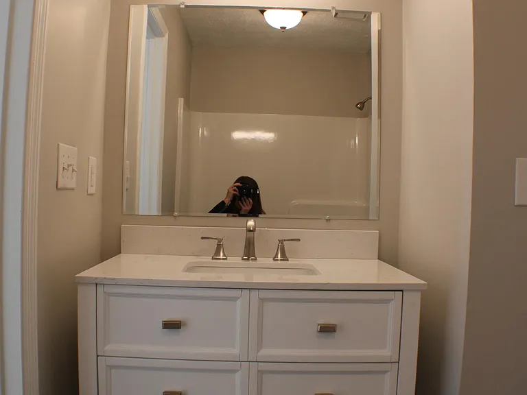 4260 Worth St NW — Photo 9