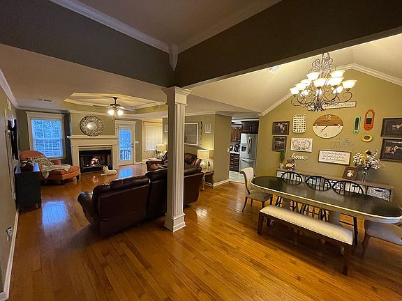 2nd image of 1537 Brookshire Dr