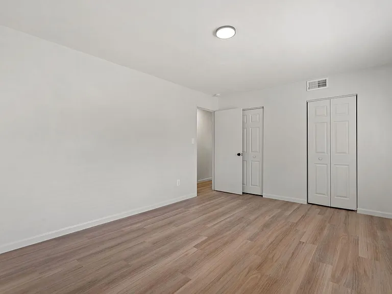 808 Chesapeake St SE — Photo 5
