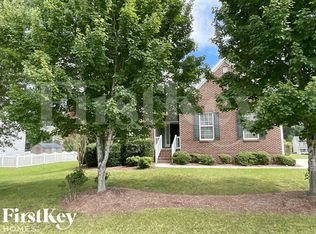 319 Ironwood Dr, Thomasville, NC 27360