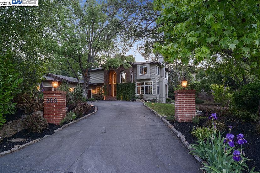 2nd image of 266 Montego Dr