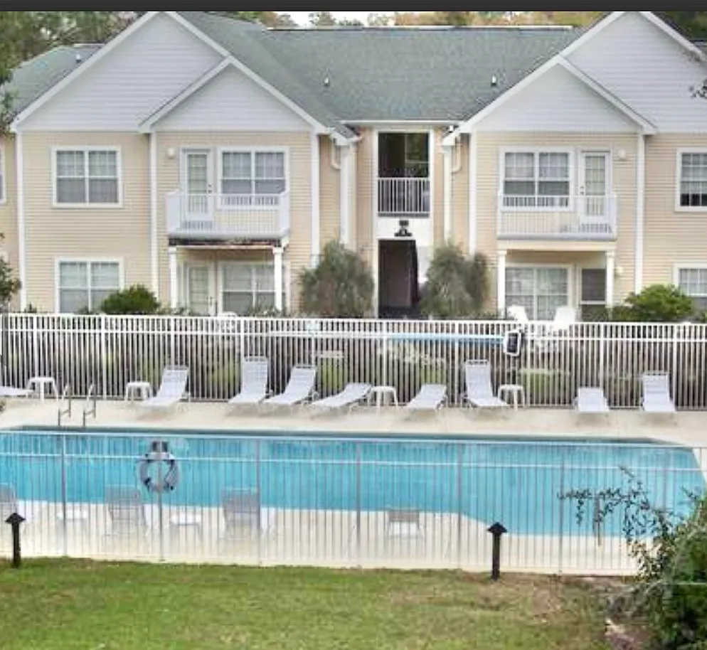 1501 Partin Dr N - 261 — Photo 1