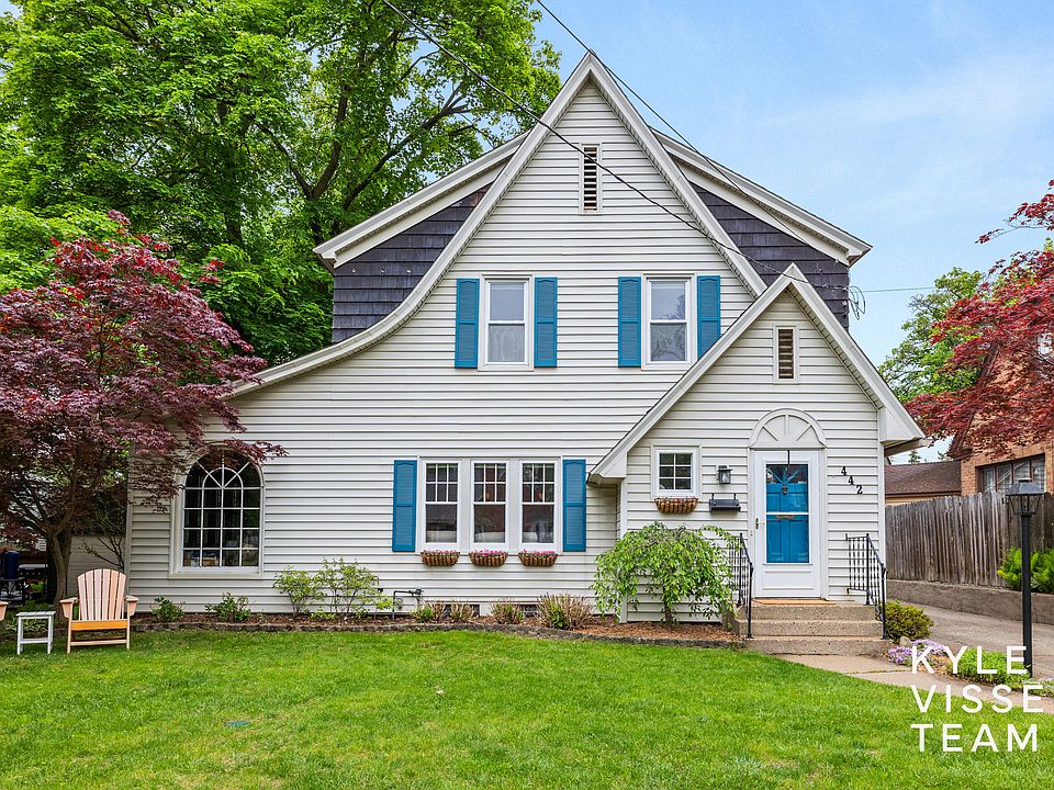 1st image of 442 Mulford Dr SE