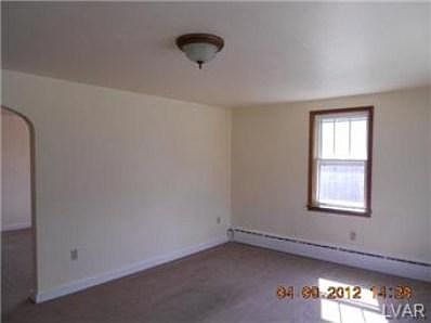 2nd image of 3525 Mountain View Dr