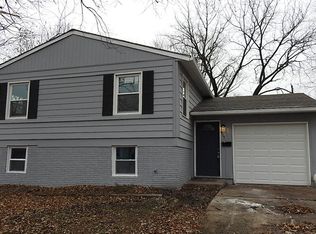 807 N Powahatan Dr, Independence, MO 64056