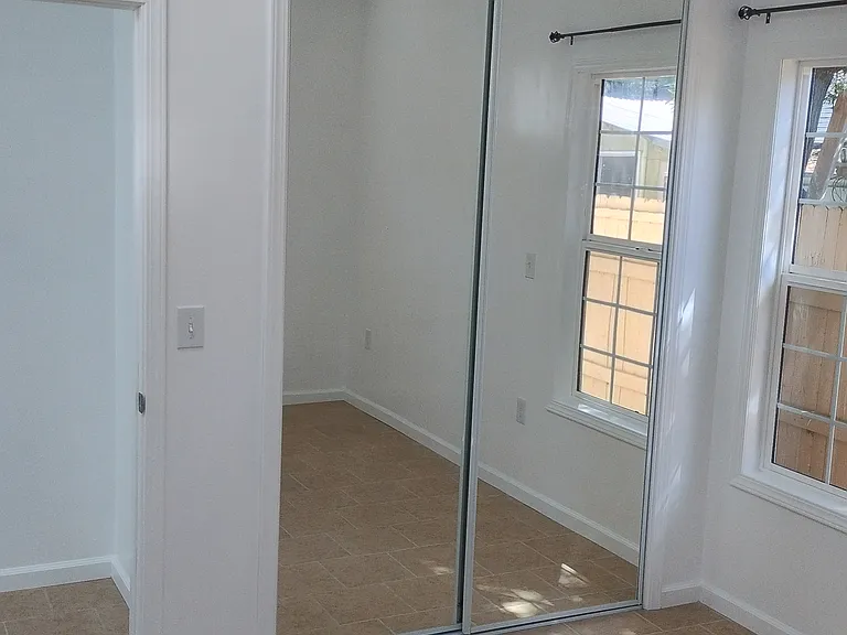 11410 Horton Ave — Photo 8