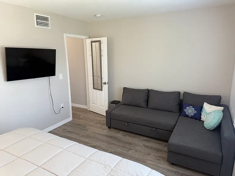 680 71st Ave #9 — Photo 13