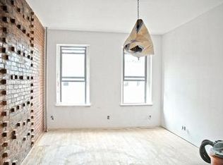 96 Java St APT 3L, Brooklyn, NY 11222