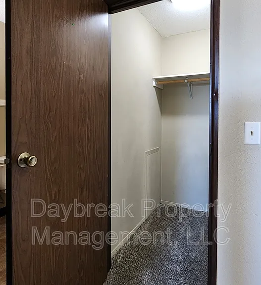 2414 3rd Ave N #7 — Photo 17