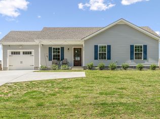 1017 Hugh Hunter Rd, Oak Grove, KY 42262