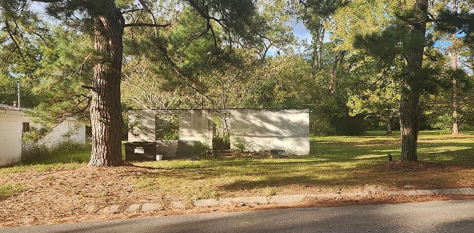 1st image of 317 E Spring St Lot 17AC