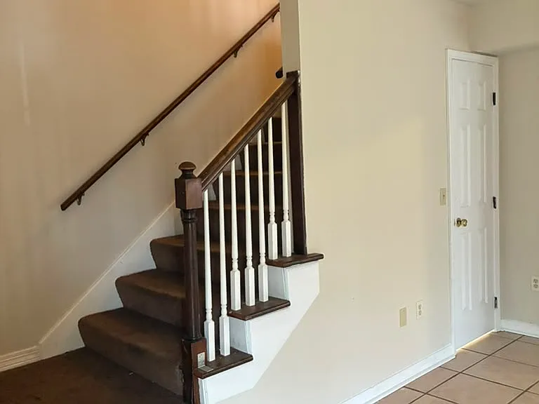 2402 Jamestown Way — Photo 2