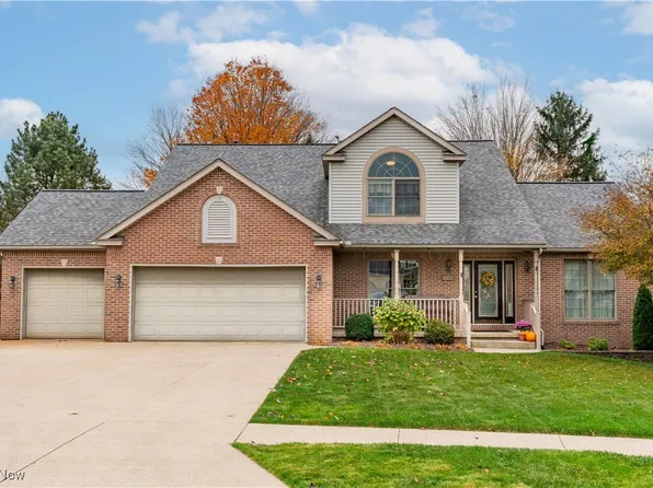 5924 Star Park Cir NE, Louisville, OH 44641