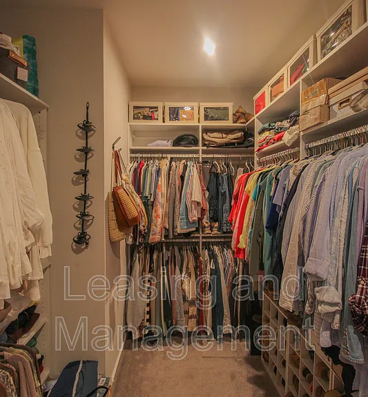 2352 Lantern St — Photo 24
