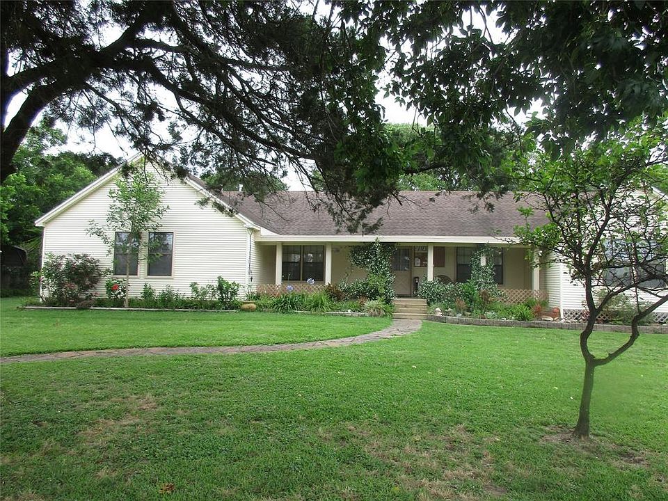 1st image of 242 Tamanda Ln