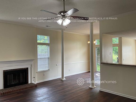 3rd image of 7135 Badenoch Ct
