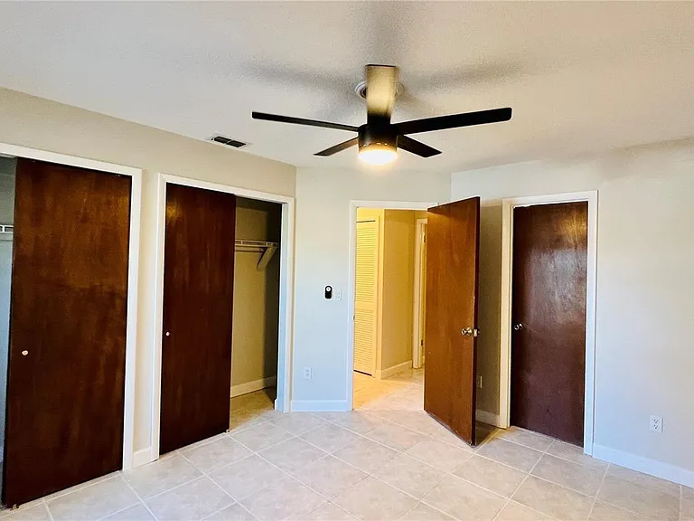 2531 King Oak Cir — Photo 10