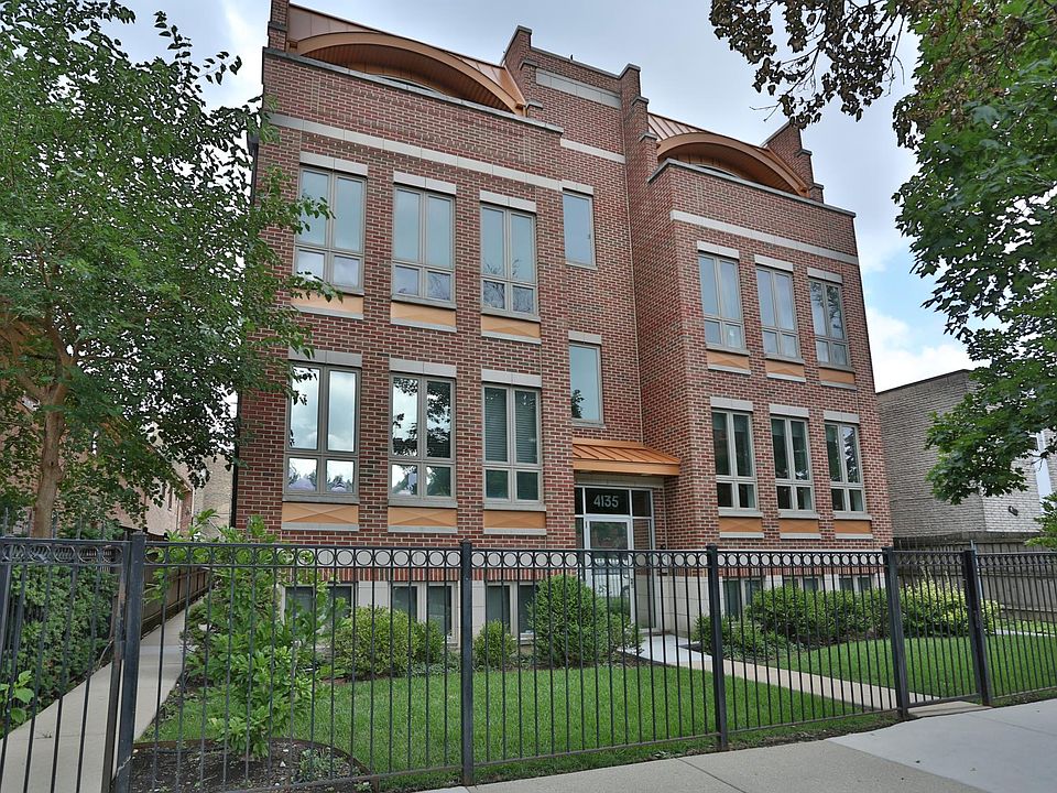 4135 N. Kedvale #202 Front