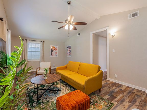 3rd image of 4107 Ladale Dr