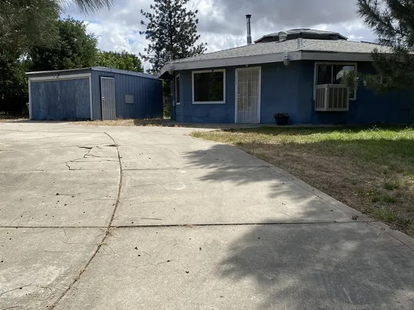 8235 Baldwin St, Valley Springs, CA 95252