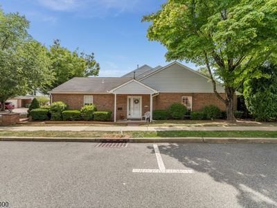1 Gerald Ct, Lebanon, NJ, 08833