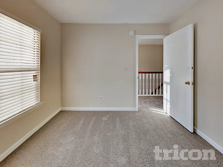 3590 Cameron Hills Pl — Photo 12